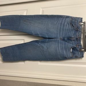 American Eagle Stretch Mom Jean Size 12 Regular